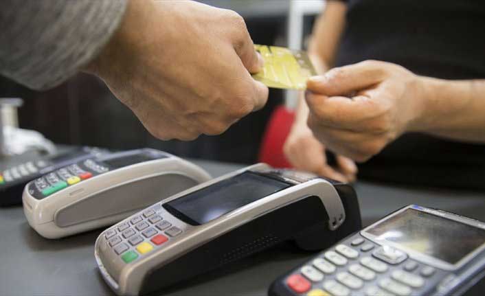 Kredi kartı borcu 7 ayda 178, 5 milyon lira arttı