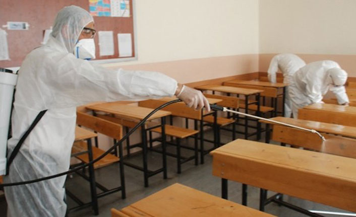 CHP’li belediyeler okulları dezenfekte edecek