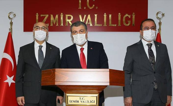 Fahrettin Koca'dan İzmir açıklaması