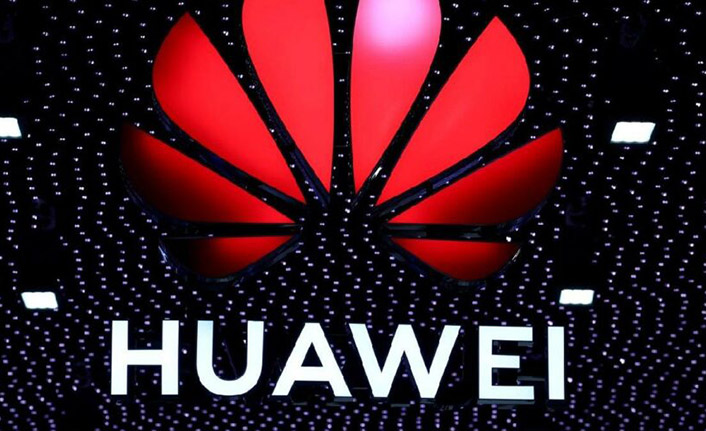 Huawei'yi ABD yaptırımları vurdu