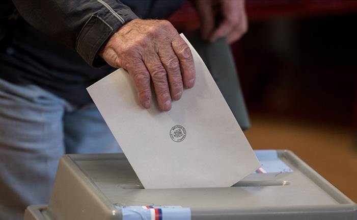 Çekya'da milletvekili genel seçimi yapılıyor