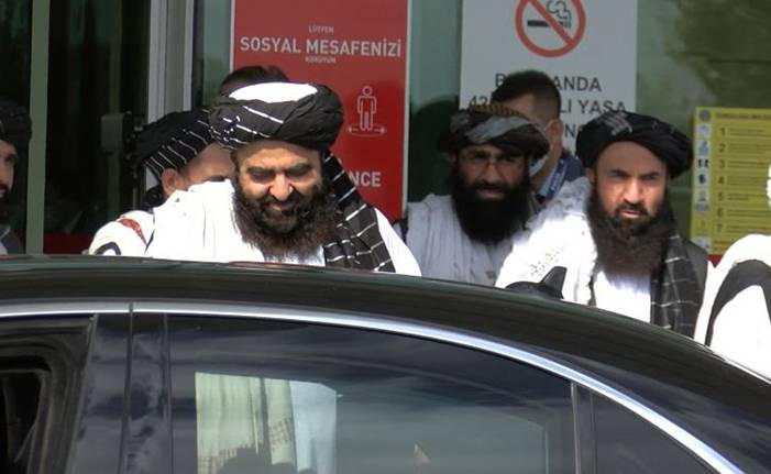 Taliban heyeti VIP’den geçti, Ankara'ya geldi