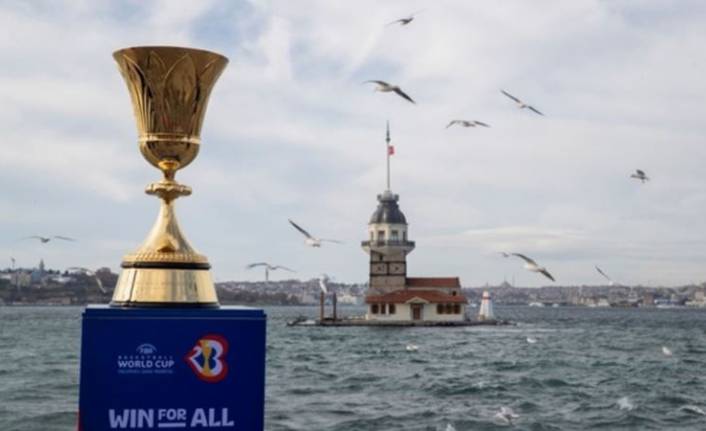 O kupa İstanbul'a geldi