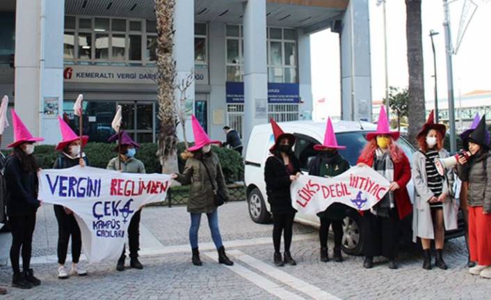 İzmir’de kadınlardan hijyenik ped eylemi: Vergi dışı bırakılsın