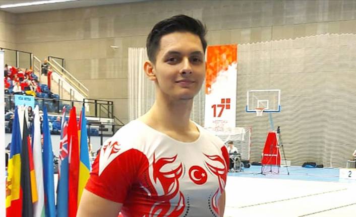 Milli cimnastikçi Emir Erışık'tan altın madalya