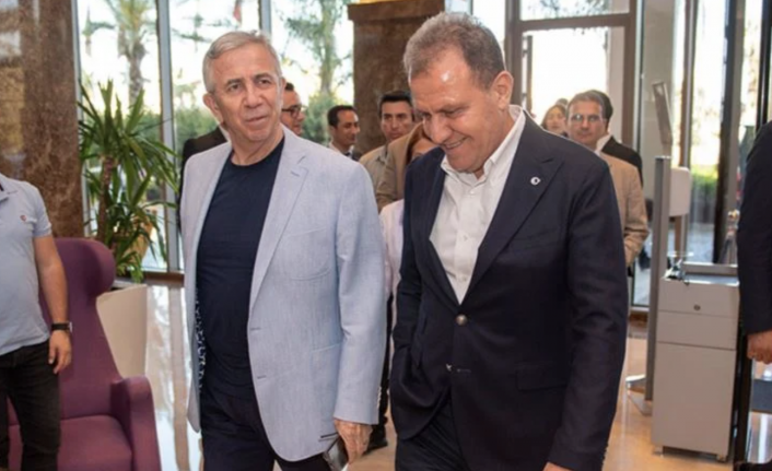 CHP’li belediye başkanları Mersin’de buluştu