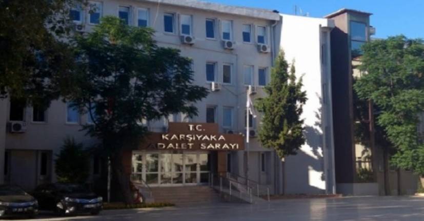 Karşıyaka'da 2 katlı bina mahkemeden satılık
