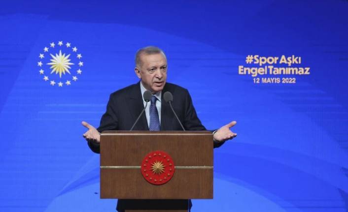 Erdoğan: Yardımcı kaynaklar da ücretsiz verilecek