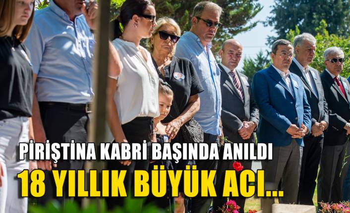İzmir'in unutulmaz başkanı Ahmet Piriştina kabri başında anıldı