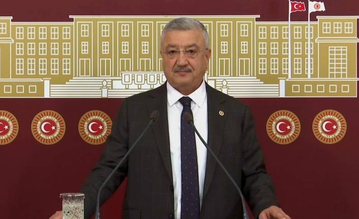 AKP'li Nasır İzmir'in 'koku' sorununu TBMM'ye taşıdı