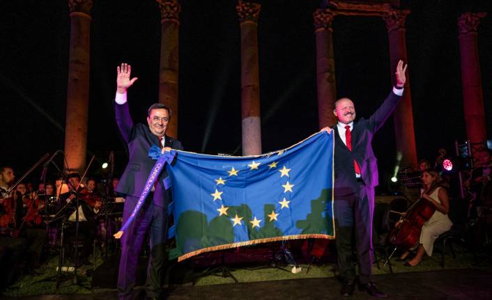 “Avrupa Şeref Bayrağı’nı gururla taşıyacağız”